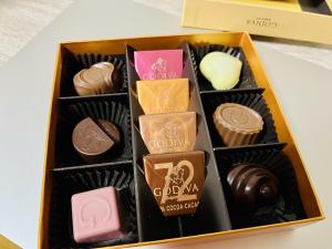 GODIVA