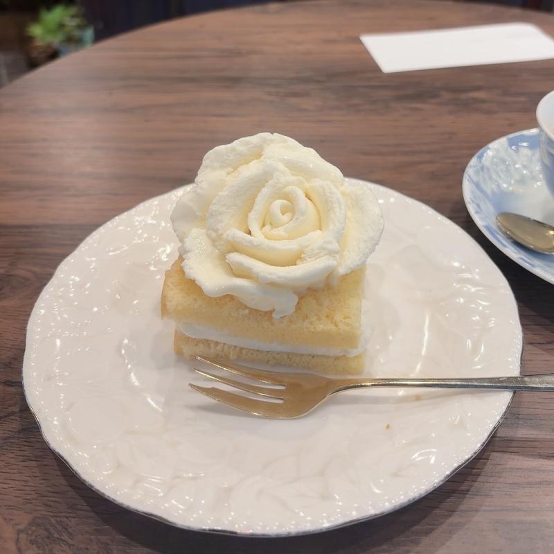 2026-04-25 00:28:37更新 真鍋 あかりのブログ写真